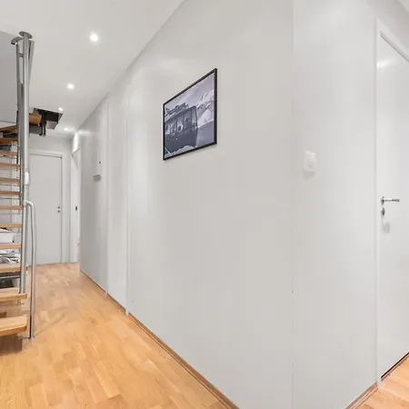 Apartamento 12-guest - Self Check-in - Large Smart Tv - *