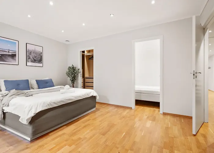 12-guest - Self Check-in - Large Smart Tv - Апартаменты *