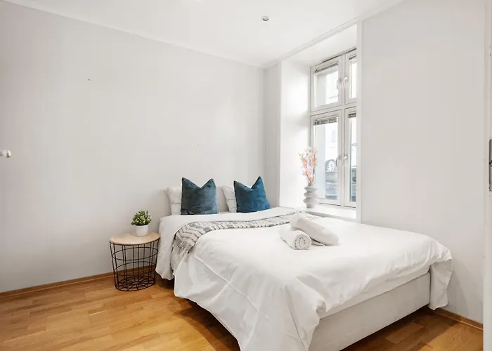 Апартаменты 12-guest - Self Check-in - Large Smart Tv -