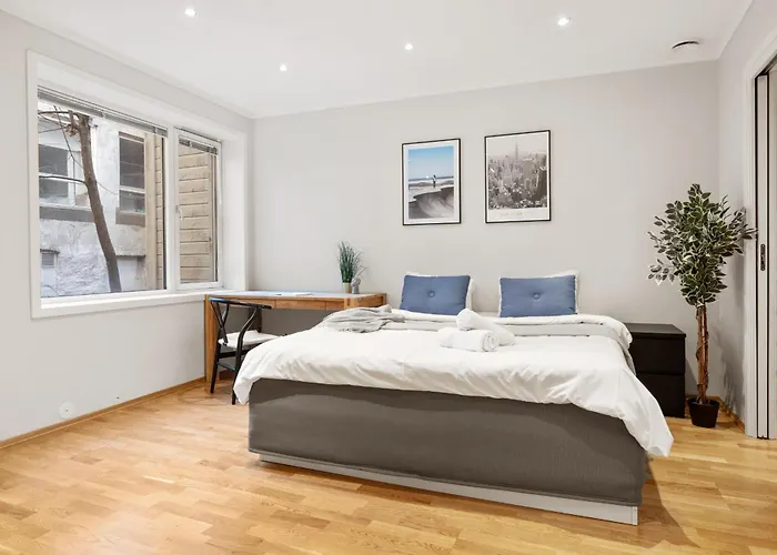 Апартаменты 12-guest - Self Check-in - Large Smart Tv - *