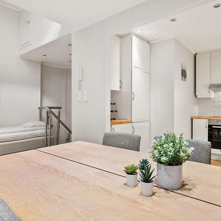 12-guest - Self Check-in - Large Smart Tv - * برغن